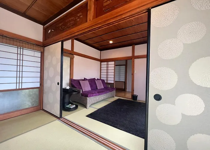 Den House